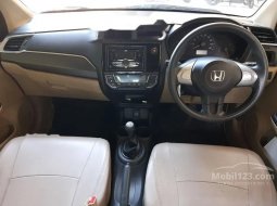 Jual mobil bekas murah Honda Mobilio E 2016 di Jawa Timur 11