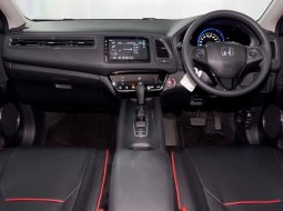 Honda HRV E AT 2021 Hitam 10