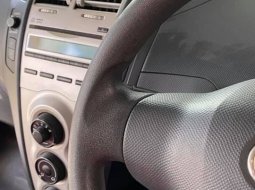 Toyota Yaris E Automatic 2011 Istimewa Siap Pakai 3