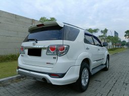 Toyota Fortuner G TRD VNT DSL 2.5 Matic 2013 Putih 6