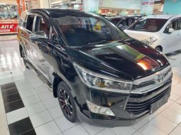 Toyota Kijang Innova (2017) 2.4 V SOLAR MATIC KM 70.000 1