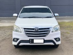 Toyota Kijang Innova G M/T Gasoline 2014 Putih 2