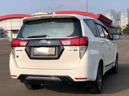 Toyota Kijang Innova 2.4V 2021 Putih 5
