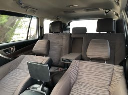 Toyota Kijang Innova 2.4V 2021 Putih 8