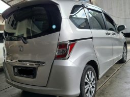 Honda Freed S AT ( Matic ) 2012 Abu2 muda Km 151rban  Plat Genap 5