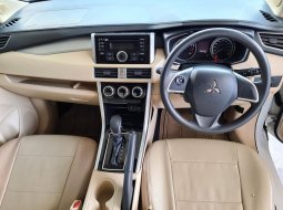 Mitsubishi Xpander Exceed AT ( Matic ) 2019 Putih km   34rban Siap Pakai 8