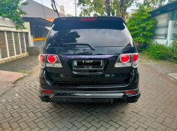 Toyota Fortuner TRD VNT  2014 Hitam solar matic km low 2