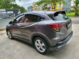 Honda HR-V 1.5L S CVT Tahun 2015 8