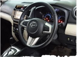 Mobil Daihatsu Terios 2020 R dijual, Jawa Timur 10