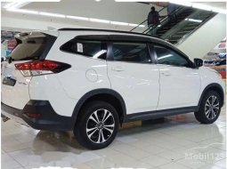 Mobil Daihatsu Terios 2020 R dijual, Jawa Timur 4