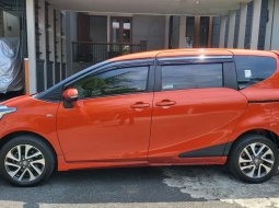 Toyota Sienta Q CVT 2017 2