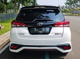 Toyota Yaris TRD M/T 7 AB 2020 Putih 4