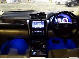 Mobil Toyota Camry 2018 terbaik di Jawa Barat 8