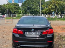 BMW 5 Series 523i matic 2011 Hitam TERAWAT BGT SIAP PAKAI JAMIN SUKA SEKALI BUKTIIN LANGSUNG 5