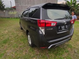 Toyota Kijang Innova V Luxury 2018 3