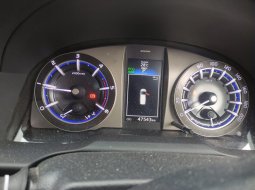 Toyota Kijang Innova V Luxury 2018 10