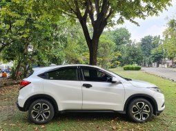 Honda HR-V E Special Edition 2020 Putih ready juga 2017 tipe prestige 3