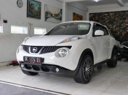 Nissan Juke RX 2012 4