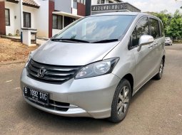 Honda Freed PSD 2010 3