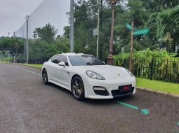 Jual Porsche Panamera PDK 2011 harga murah di Banten 2