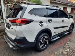 Jual Mobil Bekas Promo Harga Terjangkau  Toyota Rush TRD Sportivo 2018 3