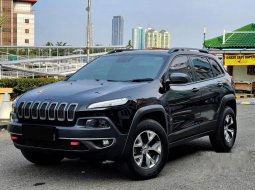 Mobil Jeep Cherokee 2015 dijual, DKI Jakarta 6