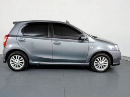 Toyota Etios Valco G MT 2013 Grey 4