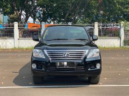 Lexus LX 570 Sport AT 2010 Hitam ISTIMEWA SEKALI BUKTIIN BGT SIAP PAKAI GRESS JAMIN SUKA SEKALI 3