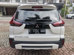 Mitsubishi Xpander Cross Premium Package AT 2020 Putih 5