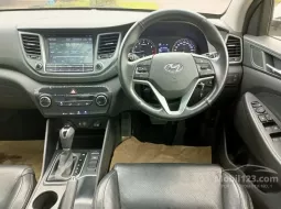 Hyundai Tucson 2017 DKI Jakarta dijual dengan harga termurah 7