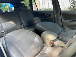 Toyota Kijang Innova G SOLAR MATIC 2012 Hitam ISTIMEWA SEKALI SIAP PAKAI JAMIN SUKA SEKALI BUKTIIN 7