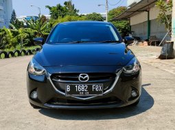 Mazda 2 Hatchback 2014 1