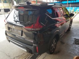 Mitsubishi Xpander Cross Premium Package AT 2021 Hitam 3