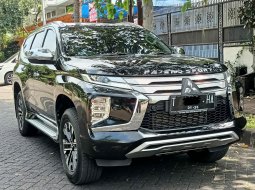 Mitsubishi Pajero Sport Dakar 2021 Hitam 2