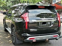 Mitsubishi Pajero Sport Dakar 2021 Hitam 6