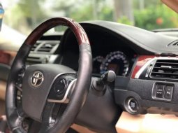 Jual Toyota Camry V 2012 harga murah di DKI Jakarta 13