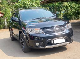 DODGE JOURNEY SXT PLATINUM AT HITAM 2013 10