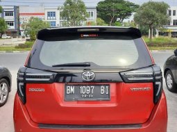 Promo Toyota Venturer murah 3