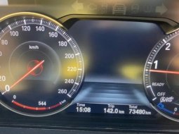 BMW 320i SPORT AT HITAM 2017 9