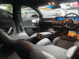 MERCY CLA200 AMG AT HITAM 2019 ( New Model) 4