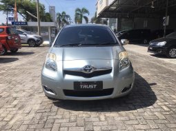 Toyota Yaris J Silver 1