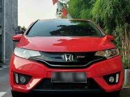 Jual Mobil Bekas Promo Harga Terjangkau Honda Jazz RS 2018 Merah
