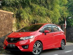 Jual Mobil Bekas Promo Harga Terjangkau Honda Jazz RS 2018 Merah 3