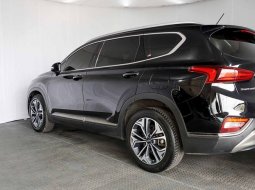 Hyundai Santa Fe 2.2L CRDi XG 2018 Hitam 4