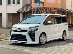 Jual cepat Toyota Voxy 2018 di DKI Jakarta