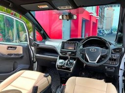 Jual cepat Toyota Voxy 2018 di DKI Jakarta 4