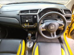 Honda Brio Satya E AT ( Matic ) 2019 Kuning Km 43rban  Siap Pakai 9