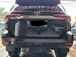 Toyota Fortuner VRZ 2.4 Diesel AT ( Matic ) 2017 Hitam Km 146rban  An  PT 6