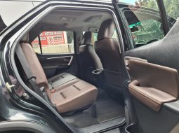 Toyota Fortuner VRZ 2.4 Diesel AT ( Matic ) 2017 Hitam Km 146rban  An  PT 9