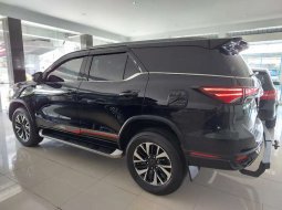 Jual mobil bekas murah Toyota Fortuner TRD 2018 di Sulawesi Selatan 3